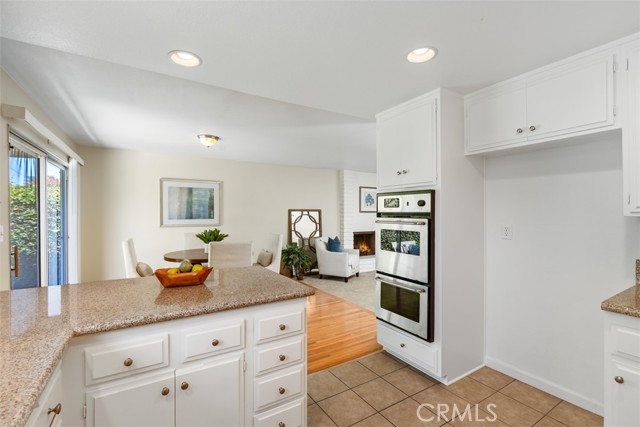 Detail Gallery Image 12 of 28 For 15921 Dundalk Ln, Huntington Beach,  CA 92647 - 4 Beds | 2 Baths