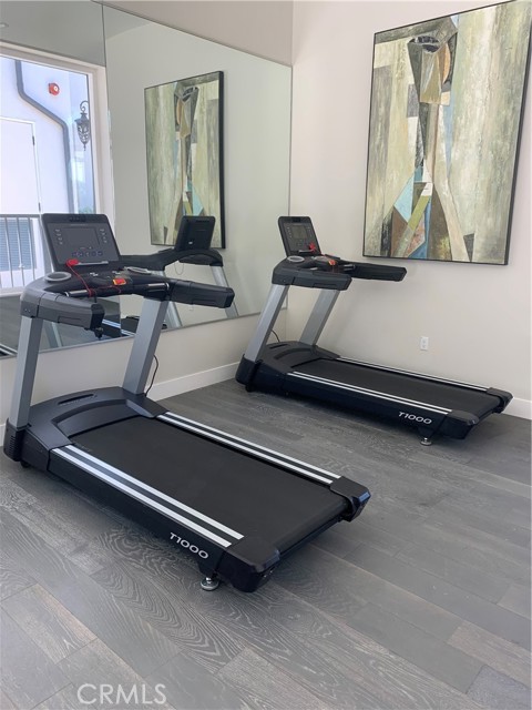5 Brookline Avenue, Phillips Ranch CA: https://media.crmls.org/medias/53cd797b-98f8-40d1-bdf2-648b79d9ada2.jpg