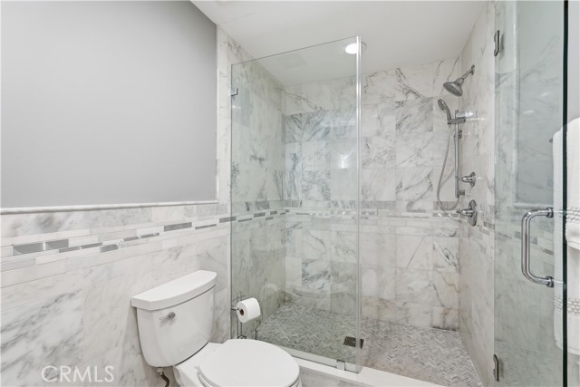 Detail Gallery Image 34 of 59 For 116 5th Place, Manhattan Beach,  CA 90266 - 5 Beds | 3 Baths