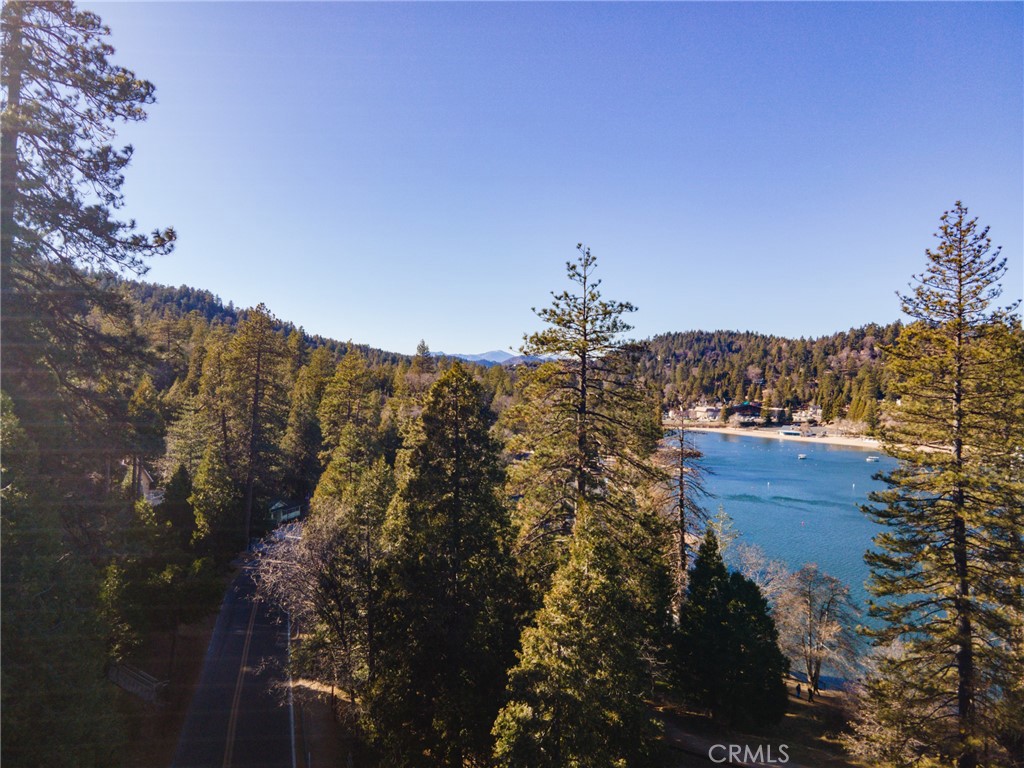 https://media.crmls.org/medias/53cd8e24-87ef-4659-a109-d6b44758ff7f.jpg?preset=X-Large