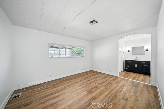 626 N Dearborn, Redlands CA: https://media.crmls.org/medias/53ce2fcc-291a-4058-9b49-16ad4400e613.jpg