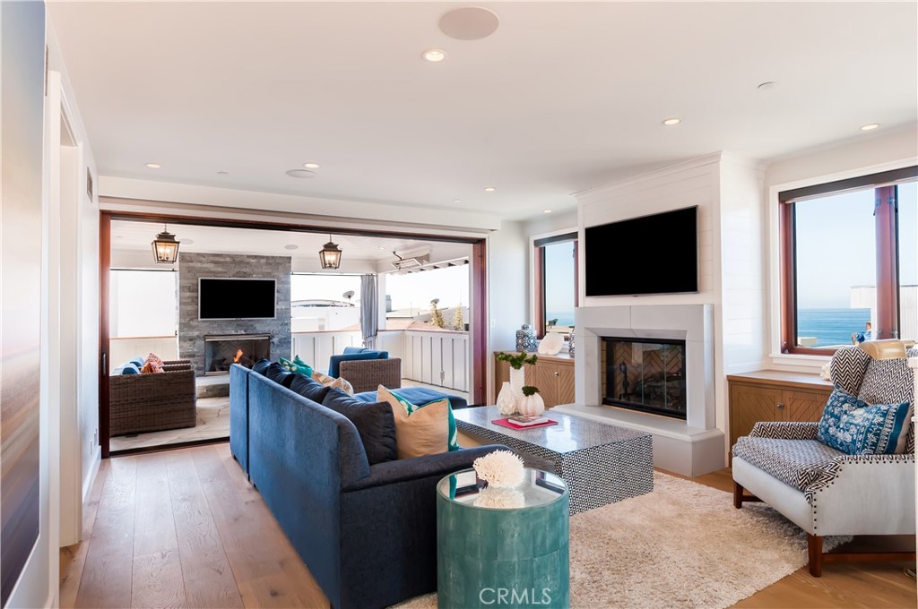 132 16th Street