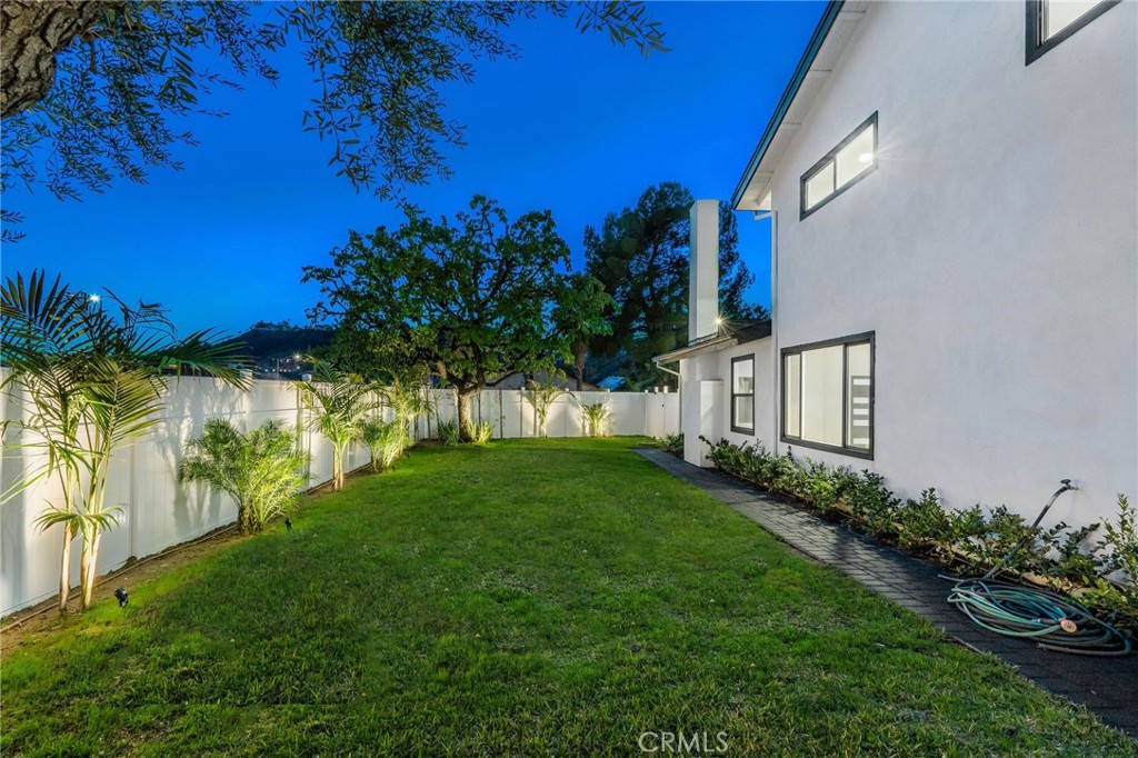 1521 N Columbus Avenue Glendale img 10