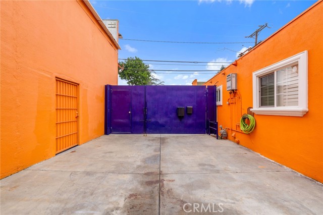 Detail Gallery Image 36 of 41 For 10240 Atlantic Ave, South Gate,  CA 90280 - – Beds | – Baths