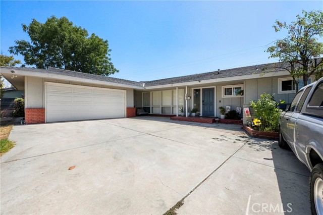 1458 N Mountain Avenue, Claremont CA: https://media.crmls.org/medias/53d0615b-195c-482a-8c13-0646bc05cba5.jpg