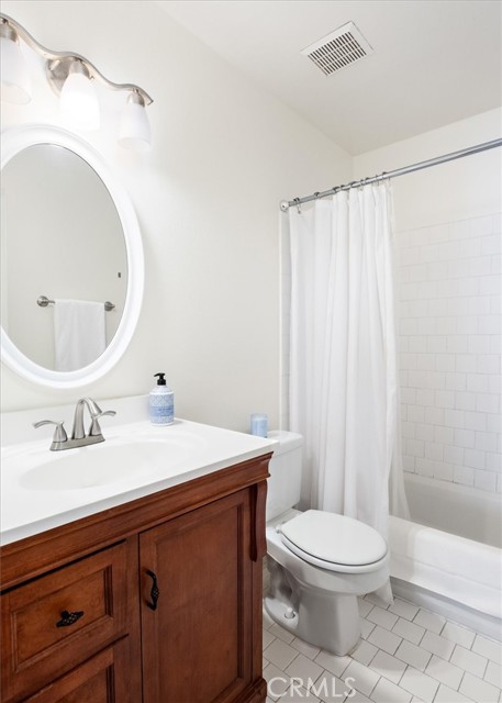 Detail Gallery Image 12 of 24 For 18645 Hatteras St #289,  Tarzana,  CA 91356 - 1 Beds | 1 Baths