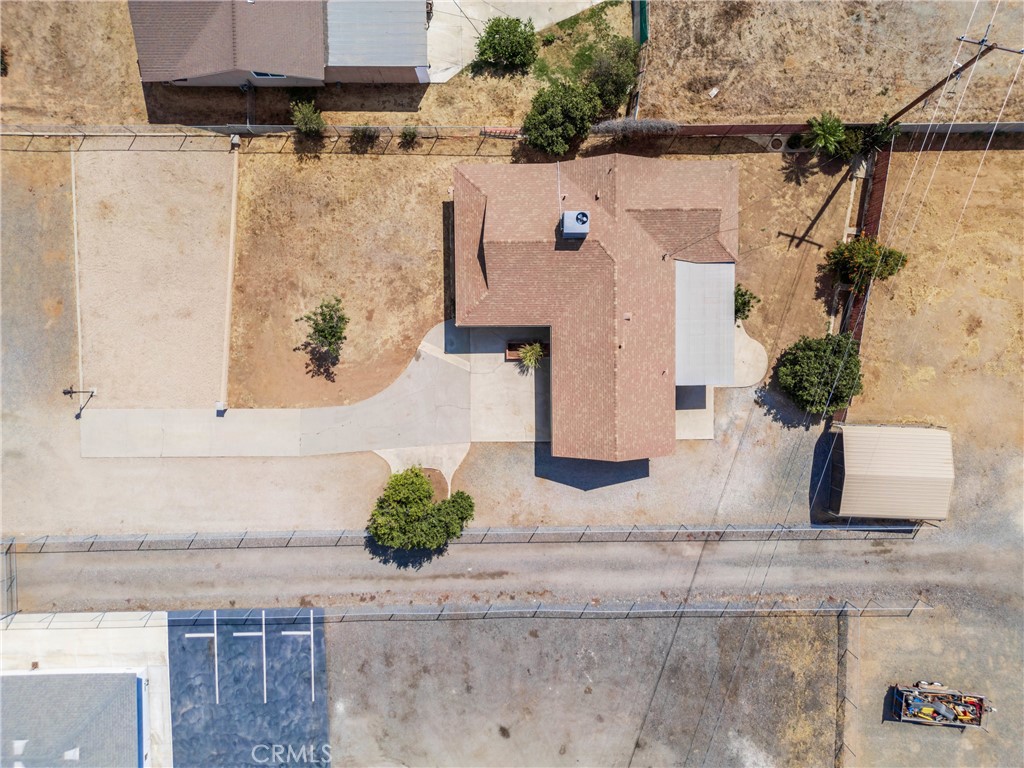 https://media.crmls.org/medias/53d1f60e-9170-4056-be03-d43136a69630.jpg?preset=X-Large