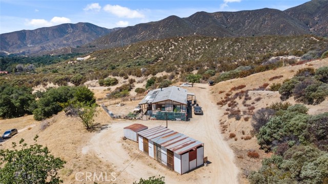 39813 Calle Carona, Green Valley CA: https://media.crmls.org/medias/53d25f5f-2577-410f-b2f9-db08bd237f4c.jpg