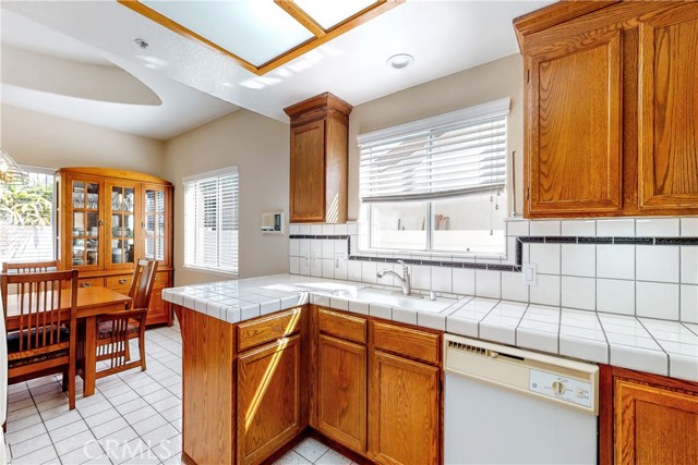 2209 Robinson Street, Redondo Beach, California 90278, 4 Bedrooms Bedrooms, ,2 BathroomsBathrooms,Residential,Sold,Robinson,WS22200228