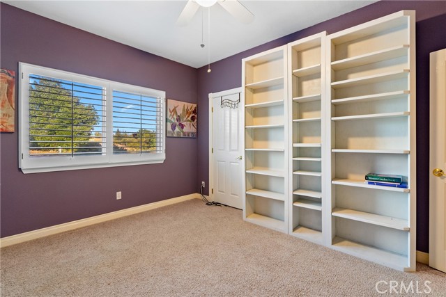 5570 Rancho La Loma Linda Drive, Paso Robles CA: https://media.crmls.org/medias/53d34feb-be5c-46bb-a769-f19141f0e159.jpg