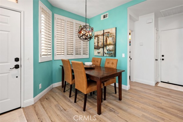 Image 12 of 33 For 134 Las Flores