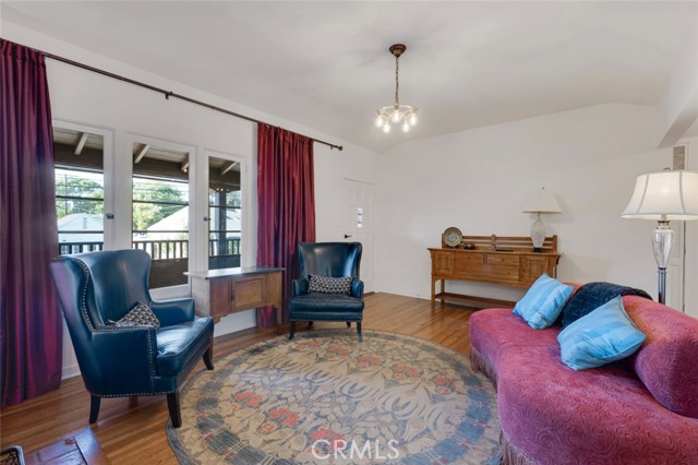 Image 5 of 57 For 3760 Dover Street