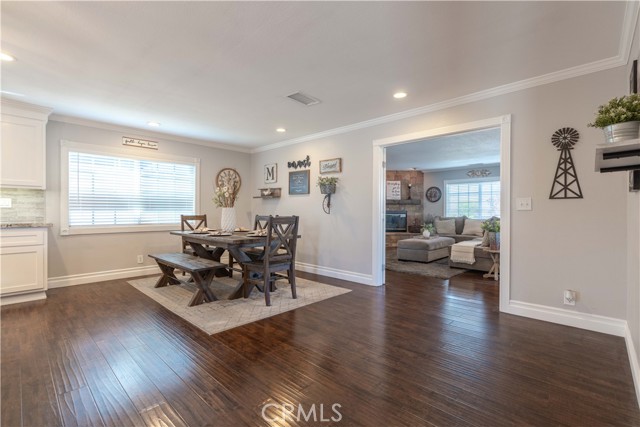 Image 18 of 43 For 4611 Myra  