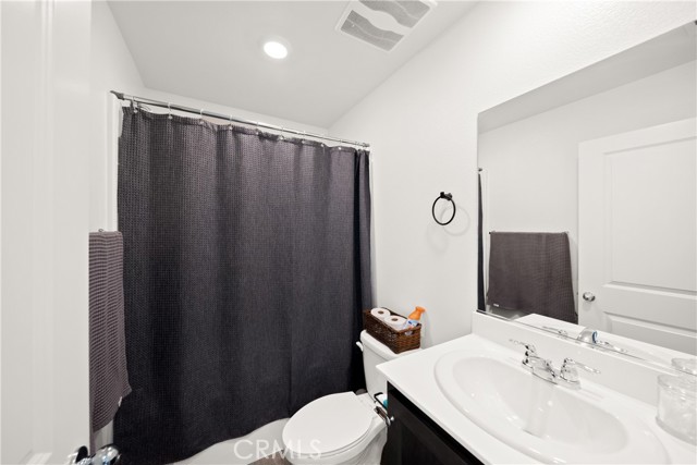 Detail Gallery Image 17 of 43 For 731 Winding Trl, San Jacinto,  CA 92582 - 4 Beds | 3 Baths