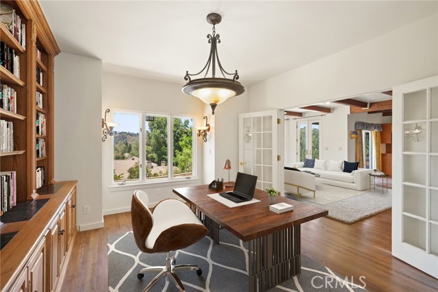 13532 Pineridge Court, Yucaipa CA: https://media.crmls.org/medias/53d5a7bf-9aa4-48af-bbb1-27e7ff436130.jpg