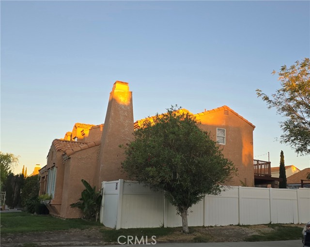 5034 Marseilles Court, Palmdale CA: https://media.crmls.org/medias/53d5b52c-4c66-4240-a79b-3ea7718a309e.jpg
