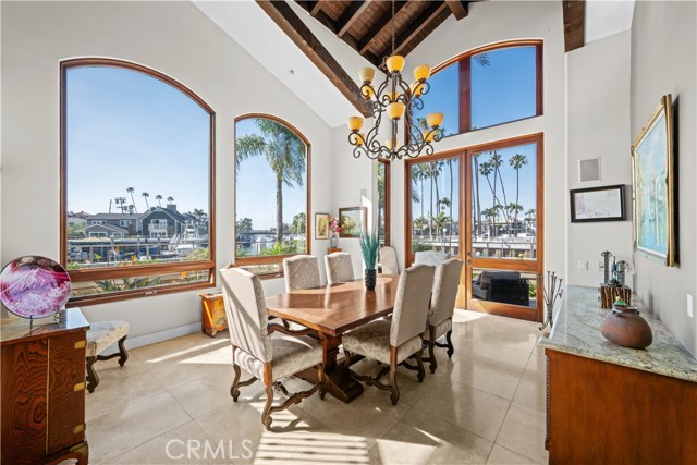 Detail Gallery Image 23 of 75 For 221 Rivo Alto Canal, Long Beach,  CA 90803 - 4 Beds | 5 Baths