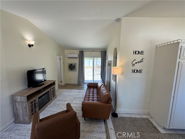 Detail Gallery Image 6 of 27 For 28302 Alessandro, Moreno Valley,  CA 92555 - 2 Beds | 1 Baths