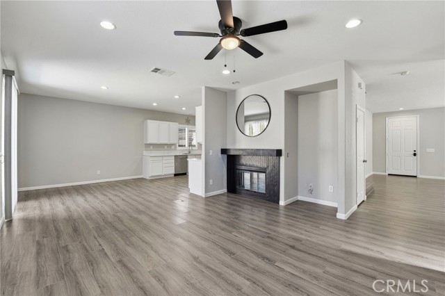 Detail Gallery Image 10 of 25 For 44335 57th, Lancaster,  CA 93536 - 5 Beds | 3 Baths