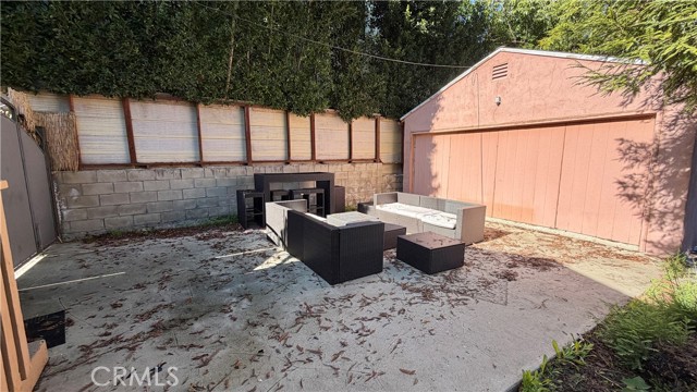 Detail Gallery Image 23 of 43 For 15227 Greenleaf St, Sherman Oaks,  CA 91403 - 3 Beds | 2 Baths