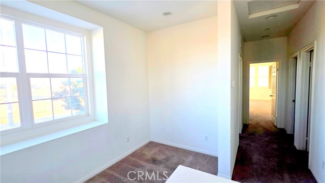 Detail Gallery Image 11 of 30 For 5930 Ginger Dr, Corona,  CA 92880 - 3 Beds | 2/1 Baths