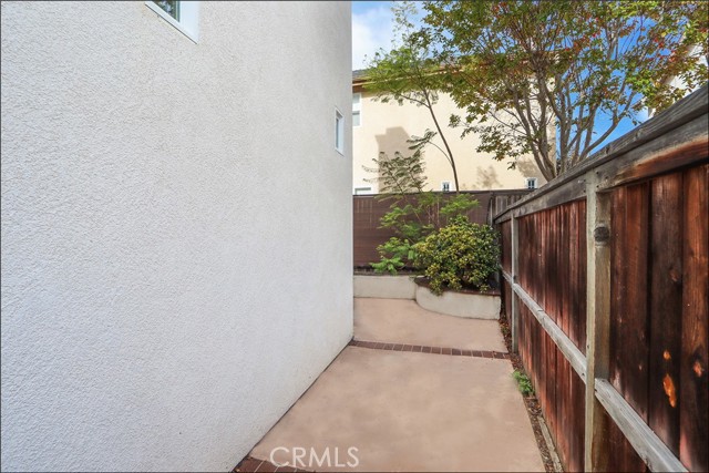 Detail Gallery Image 31 of 33 For 76 Rue Du Chateau, Aliso Viejo,  CA 92656 - 3 Beds | 2/1 Baths