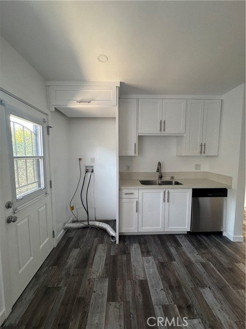 Detail Gallery Image 5 of 11 For 323 E Olive Ave #B,  Monrovia,  CA 91016 - 2 Beds | 2 Baths