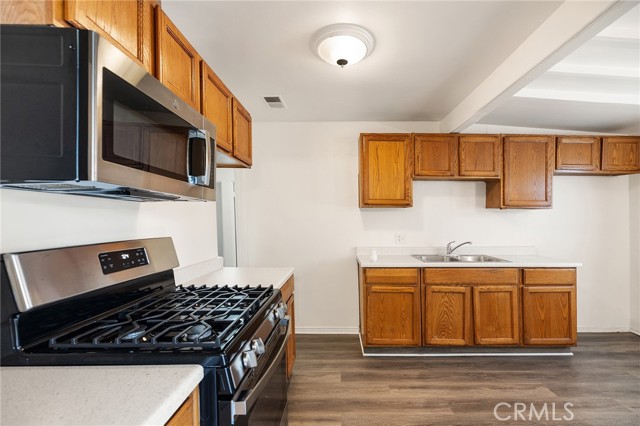 Detail Gallery Image 10 of 27 For 1015 N Moraga St, Anaheim,  CA 92801 - 3 Beds | 1 Baths