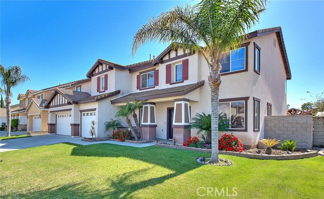 Detail Gallery Image 7 of 68 For 6681 Moonriver St, Corona,  CA 91752 - 5 Beds | 3/1 Baths