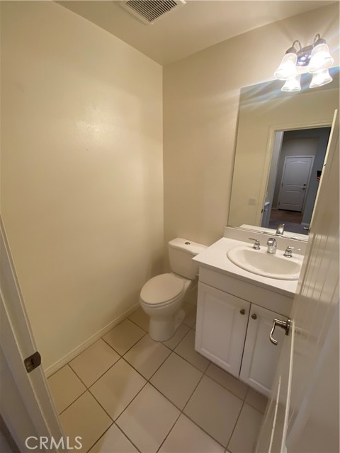 Image 2 of 20 For 37507 River Oats Lane