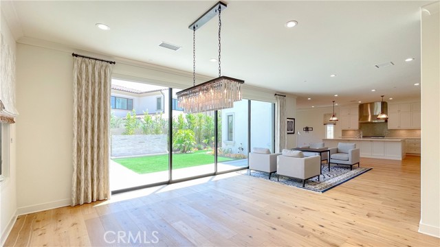 94 Interstellar, Irvine CA: https://media.crmls.org/medias/53dbd8f7-fd24-48da-a1b8-d84ebb72a319.jpg