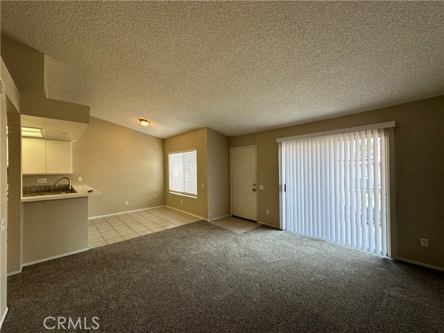 Detail Gallery Image 10 of 33 For 990 Margarita Dr #A203,  Corona,  CA 92879 - 2 Beds | 2 Baths