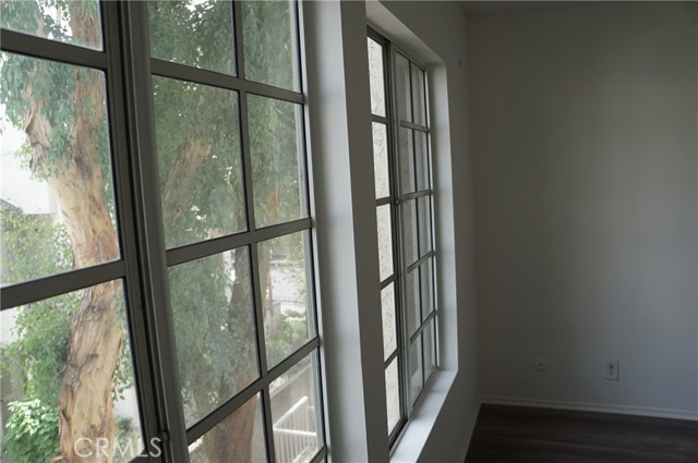 20235 Keswick Street, 202 photo 5