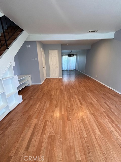 Detail Gallery Image 2 of 12 For 427 E Park Ave #2,  Santa Maria,  CA 93454 - 2 Beds | 1/1 Baths