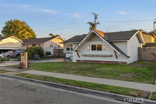 7560 El Escorial, Buena Park CA: https://media.crmls.org/medias/53de2ffb-1ca9-4827-b099-6eb35666f5e5.jpg