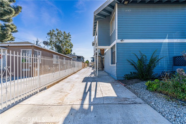 Detail Gallery Image 27 of 36 For 1432 W 227th St #2,  Torrance,  CA 90501 - 2 Beds | 1 Baths