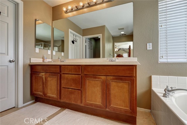 Detail Gallery Image 30 of 53 For 29623 Tierra Shores Ln, Menifee,  CA 92584 - 4 Beds | 2/1 Baths