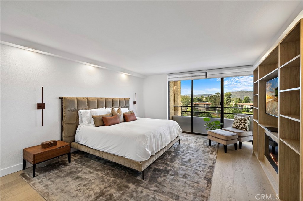 MLS #OC25235861 image #19