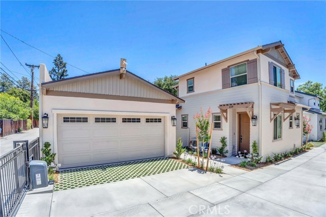 619 E Walnut, Monrovia CA: https://media.crmls.org/medias/53e04c4e-8762-41e7-8d7c-16dff1d28aef.jpg