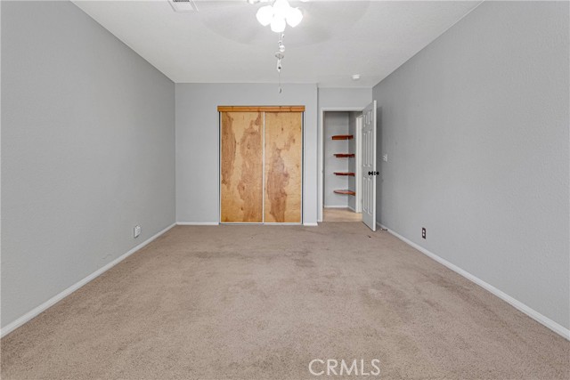 21257 Seibel Lane, Apple Valley CA: https://media.crmls.org/medias/53e0895e-57e5-4af5-83b8-ef9a86e20d1e.jpg