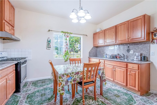 Detail Gallery Image 11 of 54 For 1340 1342 W 25th, Los Angeles,  CA 90007 - – Beds | – Baths