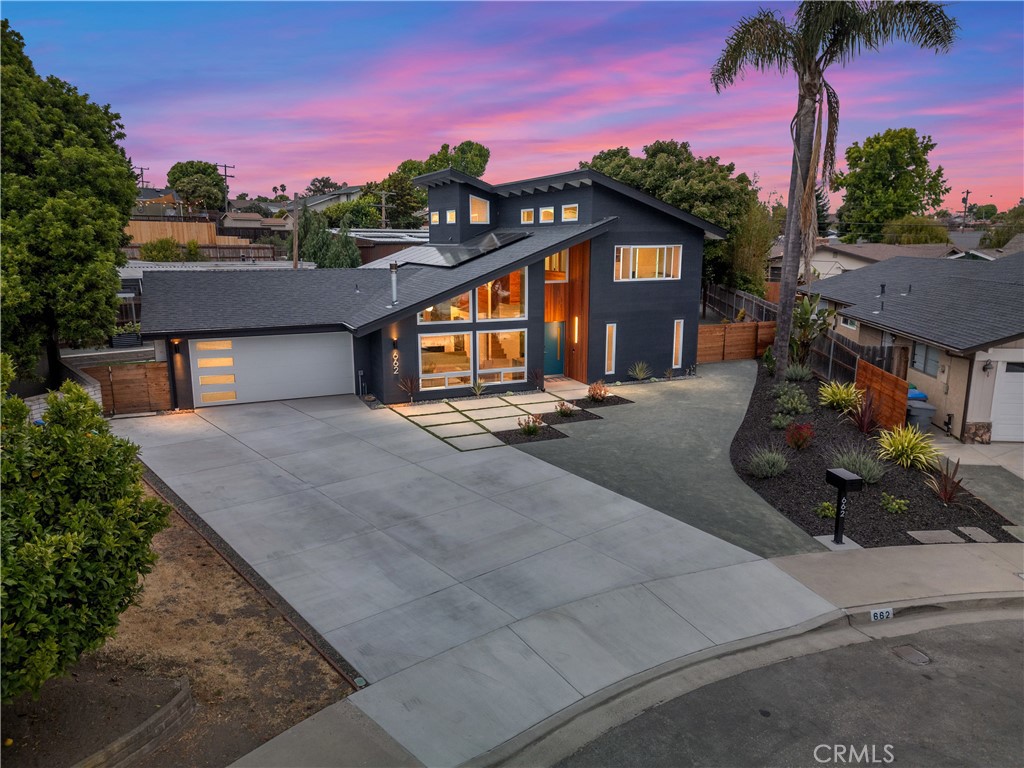662 Woodland Court
