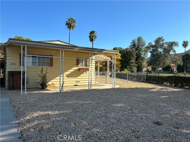 Detail Gallery Image 1 of 11 For 30947 Paradise Palm Ave, Homeland,  CA 92548 - 2 Beds | 2 Baths