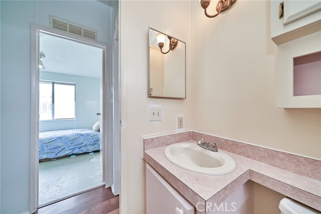 Detail Gallery Image 20 of 30 For 24100 Pennsylvania St #103,  Lomita,  CA 90717 - 2 Beds | 2 Baths