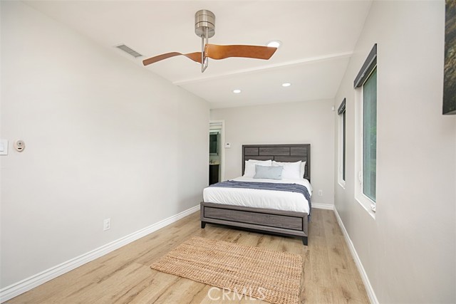 Detail Gallery Image 23 of 26 For 967 Oriole Dr, Laguna Beach,  CA 92651 - 2 Beds | 3 Baths