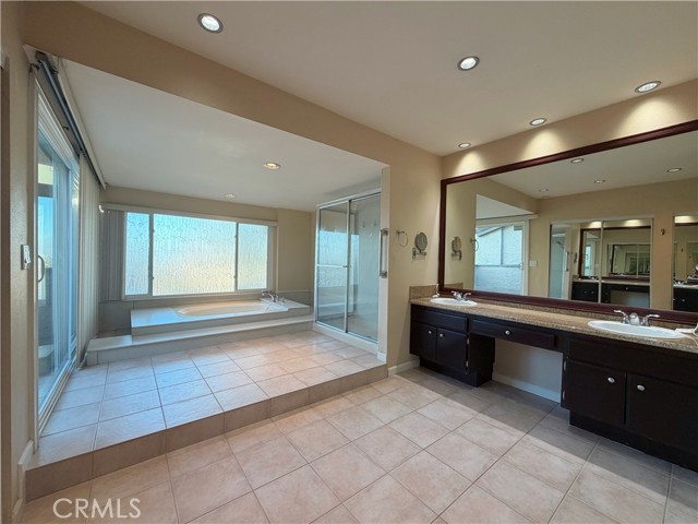 6519 E E Paseo Diego, Anaheim Hills CA: https://media.crmls.org/medias/53e55d6c-2687-48fd-b699-e355af63fa15.jpg