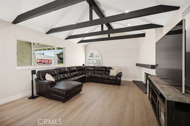 Image 9 of 40 For 16342 Gentry