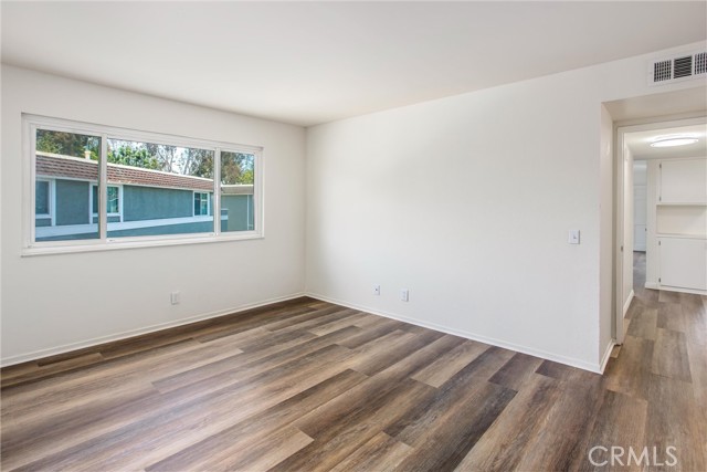 23017 Via Pimiento, Mission Viejo CA: https://media.crmls.org/medias/53e64944-f3c6-4e57-8932-c9fa1b8f8c9c.jpg