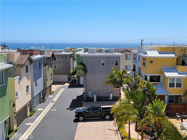 393 Wadsworth Avenue, Pismo Beach CA: https://media.crmls.org/medias/53e65c28-a1a2-493d-bd84-7fdc3e8feade.jpg