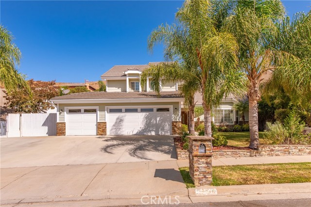 Detail Gallery Image 2 of 50 For 4231 Roxbury St, Simi Valley,  CA 93063 - 4 Beds | 2/1 Baths